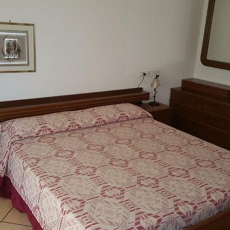 Appartement Casa Angela à Colà Extérieur photo